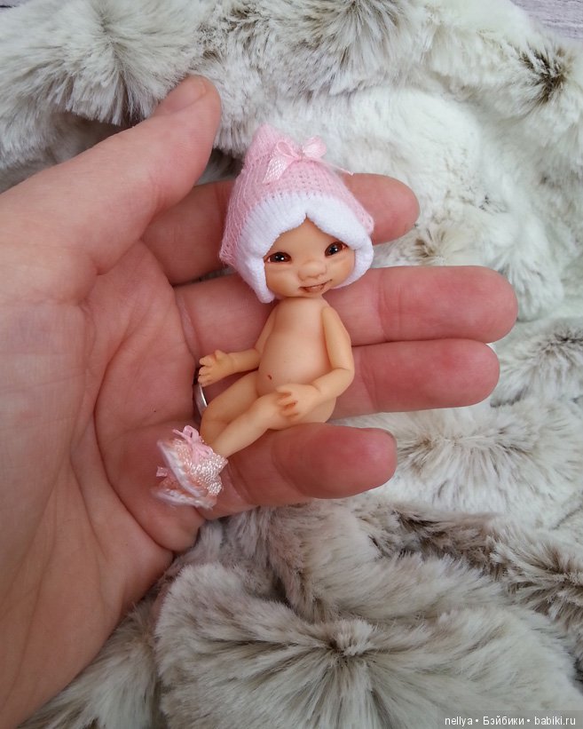 Авторская мини кукла урчной работы Тося (фото 6)