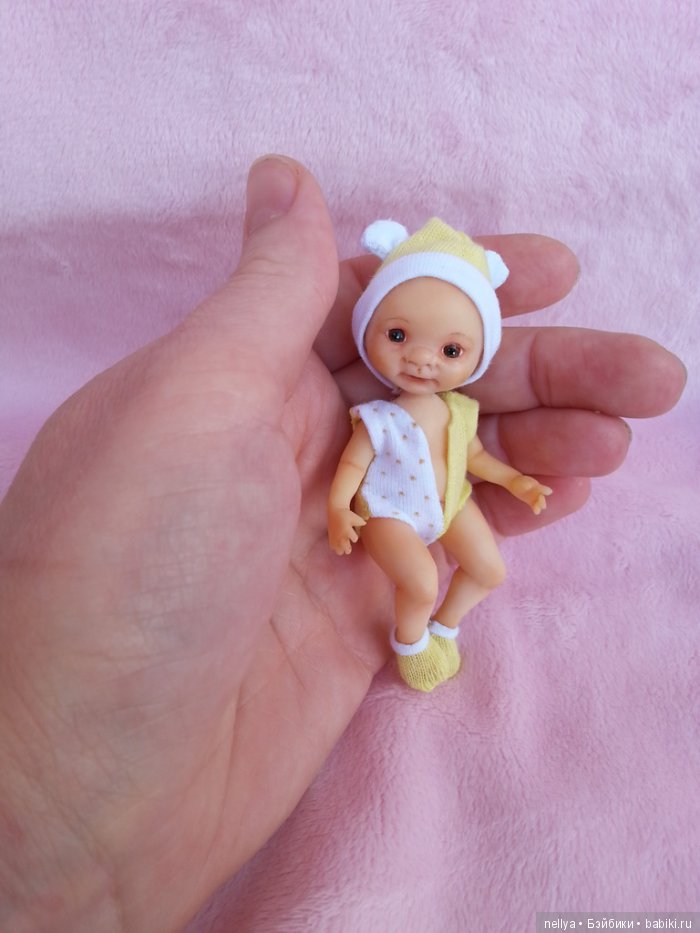 Маленькое солнышко. Мини кукла ручной работы