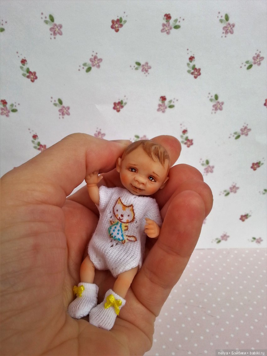 Новые кнопочки 7 см — Авторские миниатюрные куклы: лепка
