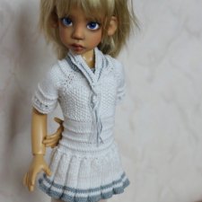 Мой первый наряд для куклы Кае Вигс