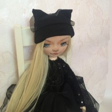 Продам куклу Моника. За вашу цену.