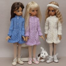 Лёгкое пальто с пампушками для девочек