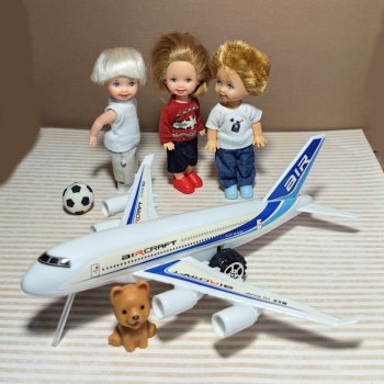 Мои мальчики и самолёт.