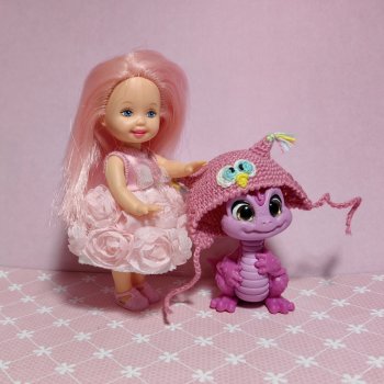 Розовая девочка и Розовый Дракончик. Куколки малышки Келли. Моя веселая семейка.