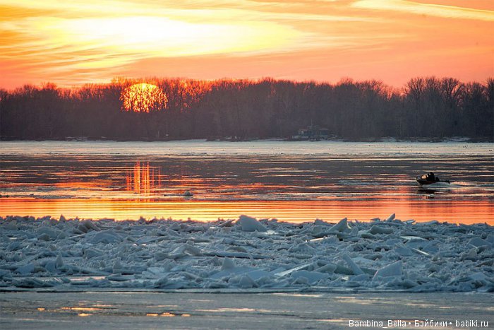 Незаметная ранняя весна - лед тронулся