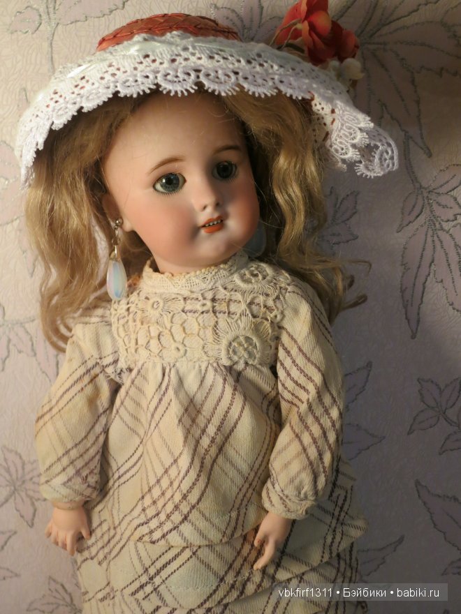 Антикварная кукла Милли - моя любимка