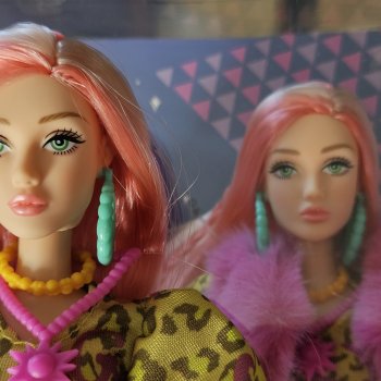 Ложка дёгтя в бочке меда.