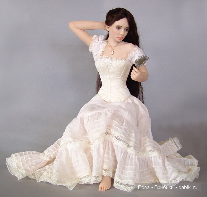 Мать и дитя / Диана любит создавать композиции взаимодействия между матерью и ребенком