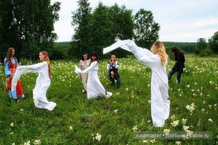 Как празднуют Троицу сегодня (фото 5)