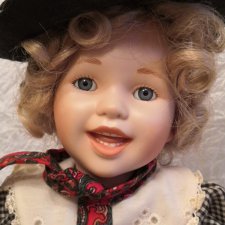 Винтажная фарфоровая улыбашка от Jeanne Singer - The Ashton-Drake Galleries