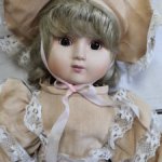 Винтажная фарфоровая куколка из Германии