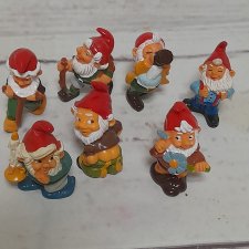 Киндеры. Гномы лесные. Полная серия-1 гном.