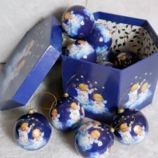 Елочные шары Ангелы и  пуансеттия