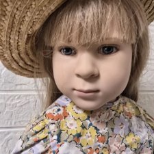 Очаровашка в шляпе Margali от Sabine Esche