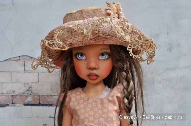 Ларисса почти на дне... (Laryssa Kaye Wiggs) (фото 4)