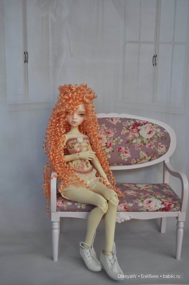 DIM Laia на теле Lillycat