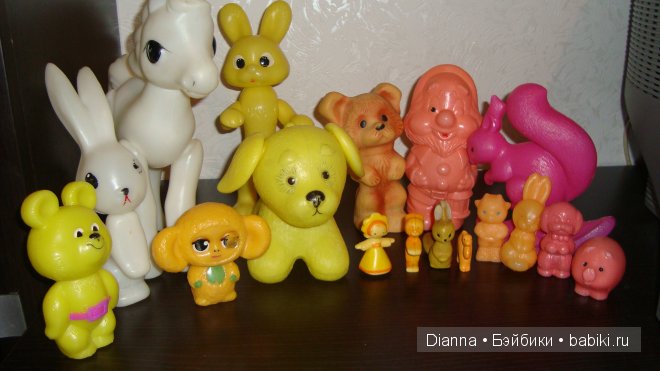 Любителям игрушек нашего детства посвящается