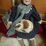 Бабушка с котиком ищут дом