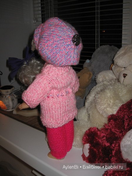 Хвастики. Одела кукол в детский садик