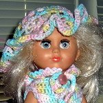 Хвастики. Одела кукол в детский садик.