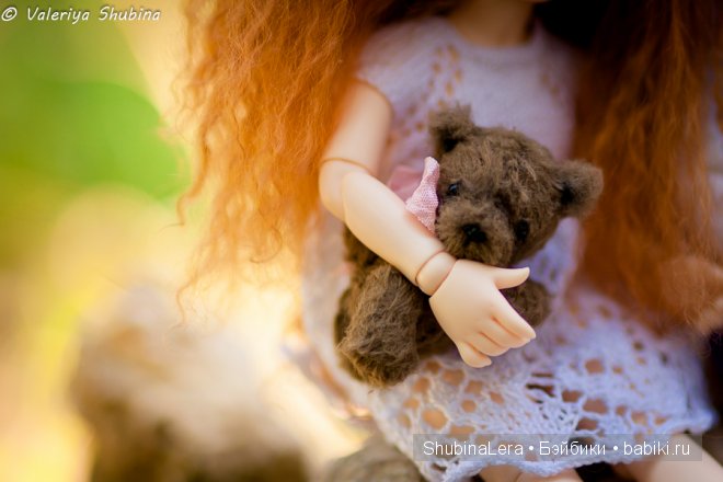 Мишель с новой сестренкой на прогулке (фото 3)