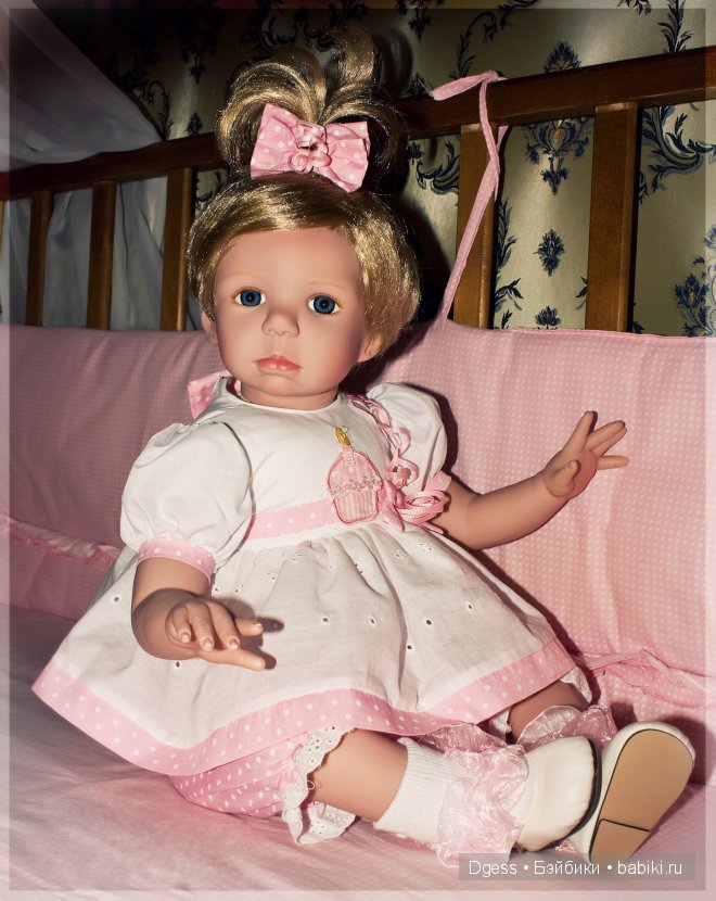 Медовая пчёлка от Pat Moulton. Медовая пчёлка от Pat Moulton.