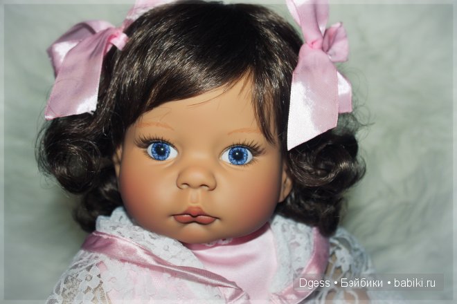 "Violet Eyes"  от  Lee Middleton