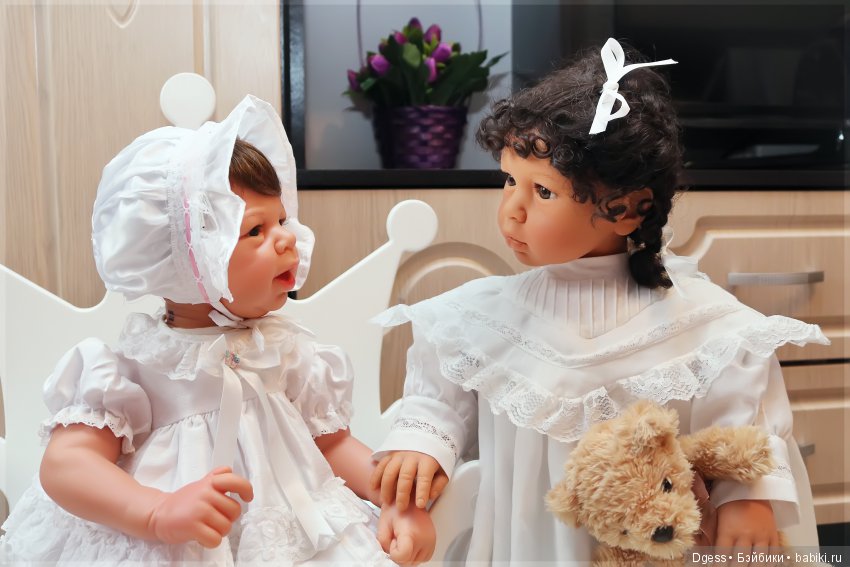 African-American и Buddy Bear (light skin) от Lee Middleton dolls