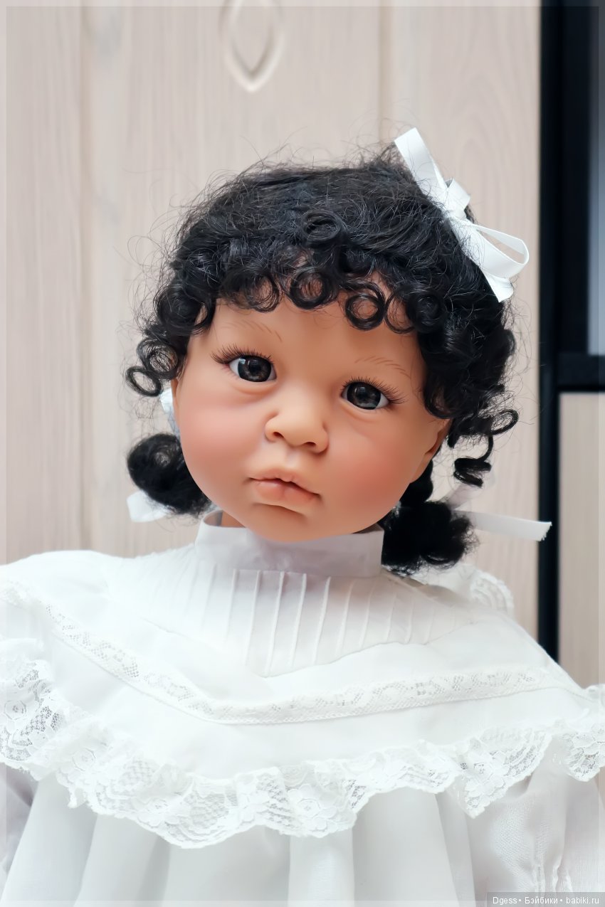African-American и Buddy Bear (light skin) от Lee Middleton dolls