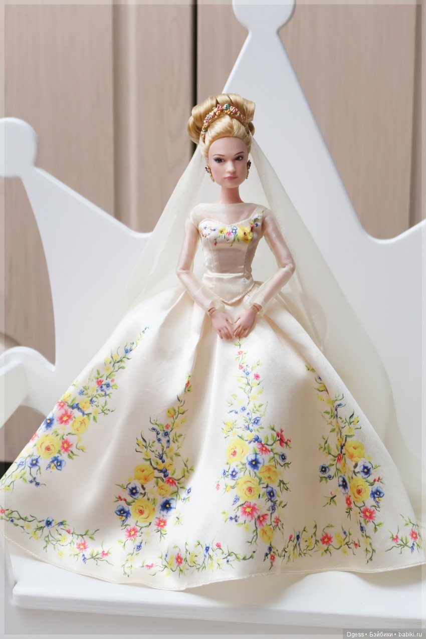 Золушка и принц от DISNEY