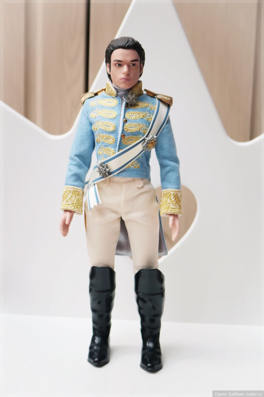 Золушка и принц от DISNEY