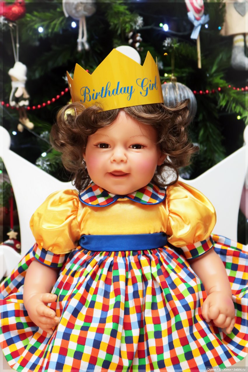 Birthday Girl Lee Middleton Doll (фото 4)