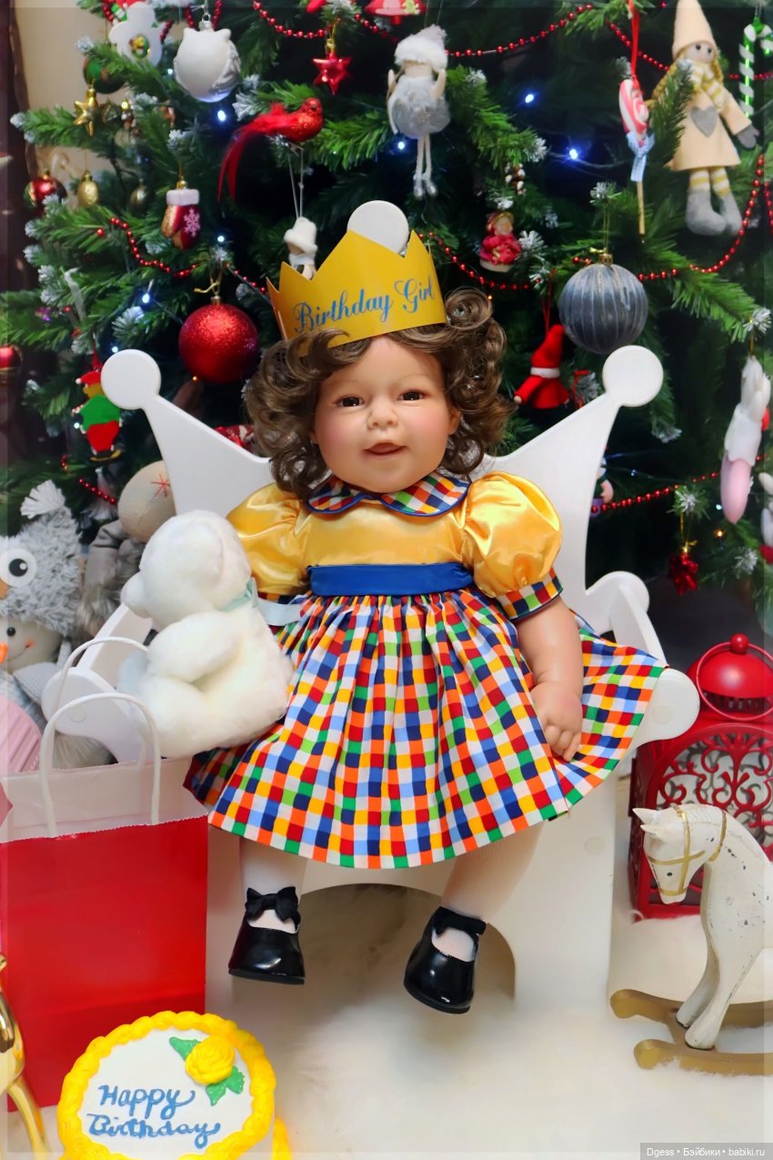 Birthday Girl Lee Middleton Doll (фото 3)