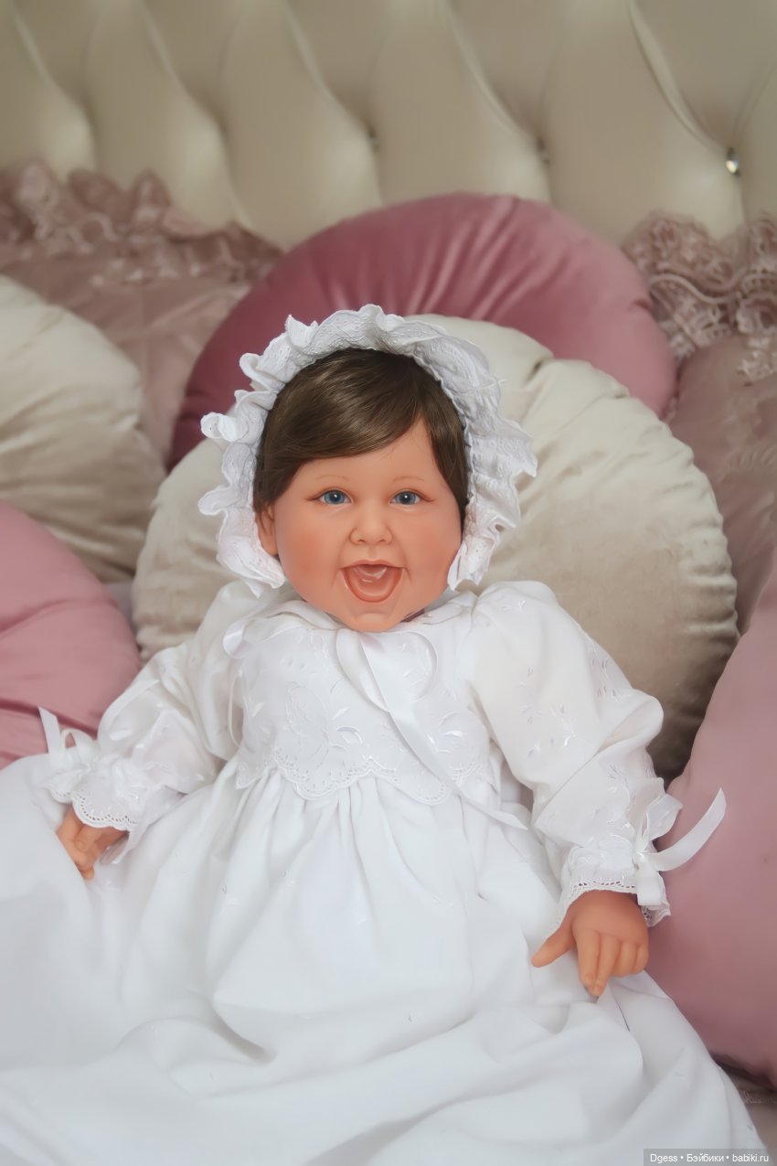 Adored и Blessings of Hope от Lee Middleton Doll