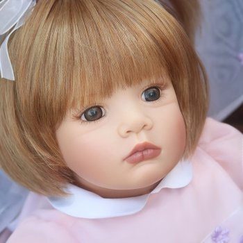 Blossom Fairy от Lee Middleton.