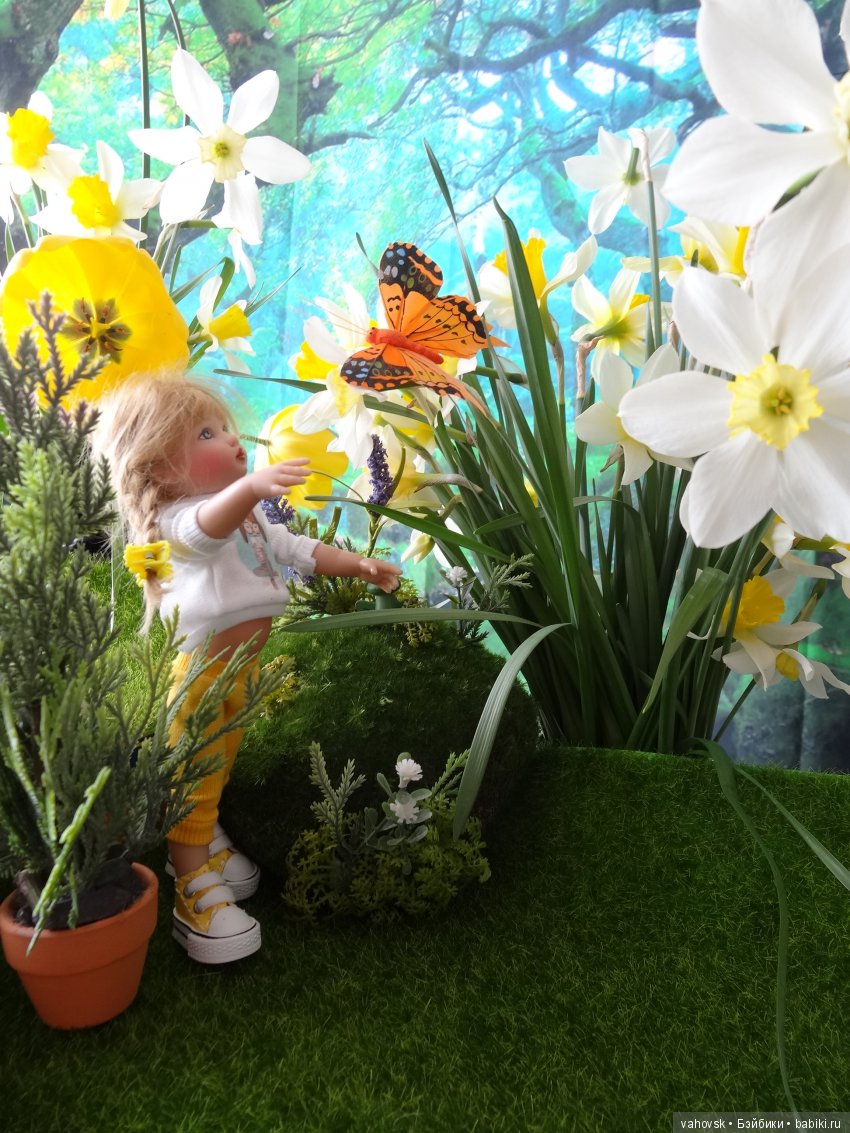 Весна, цветы и маленькие Феи