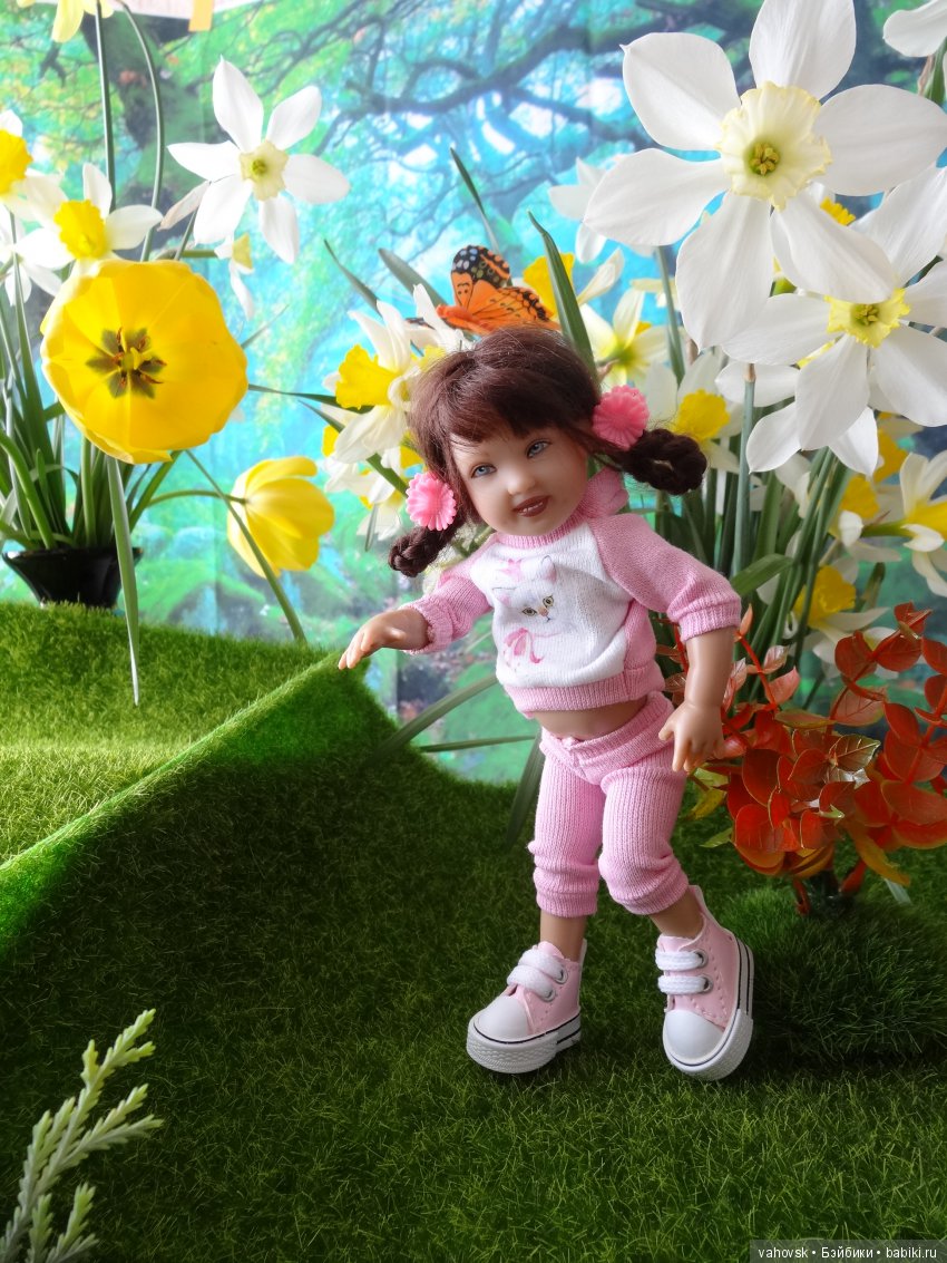 Весна, цветы и маленькие Феи