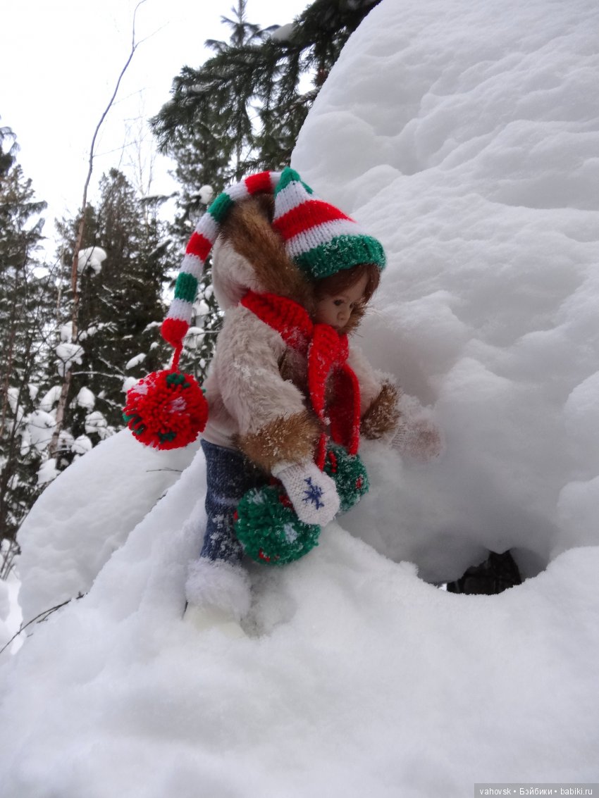 Снег,снег, снег... А мы за ёлкой