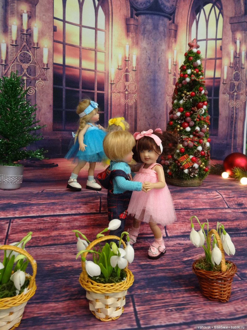 А мир прекрасен в Рождество! Часть вторая. Путешествие на бал