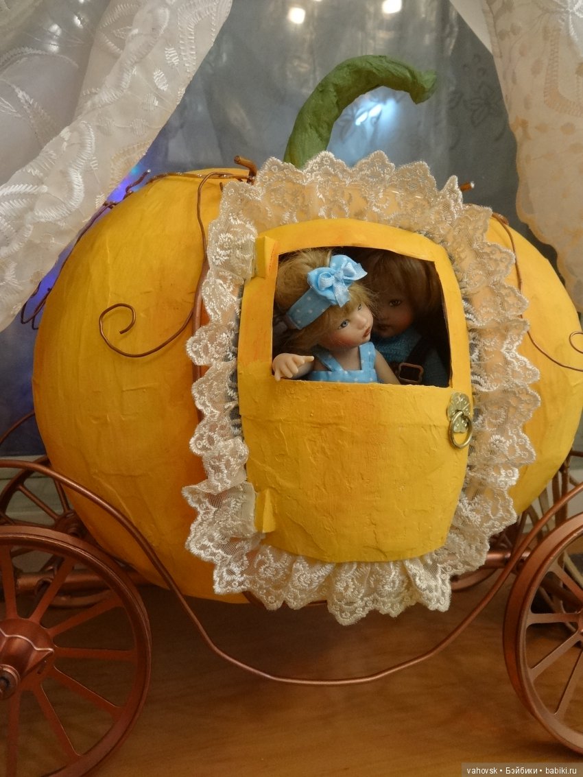 А мир прекрасен в Рождество! Часть вторая. Путешествие на бал