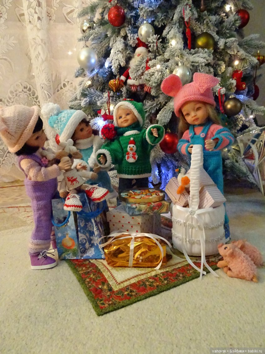 Маленькие новогодние истории с куклами Паола Рейна. Вторая часть, ПРАЗДНИЧНАЯ