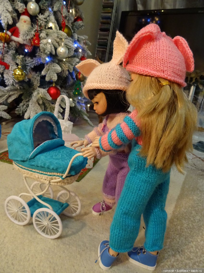 Маленькие новогодние истории с куклами Паола Рейна. Вторая часть, ПРАЗДНИЧНАЯ