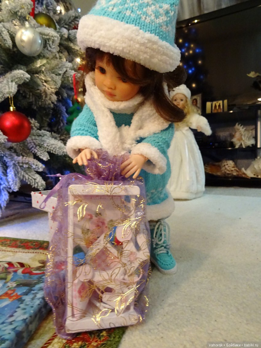 Маленькие новогодние истории с куклами Паола Рейна. Вторая часть, ПРАЗДНИЧНАЯ