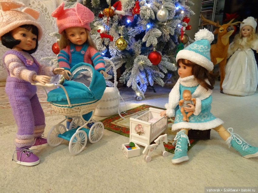 Маленькие новогодние истории с куклами Паола Рейна. Вторая часть, ПРАЗДНИЧНАЯ