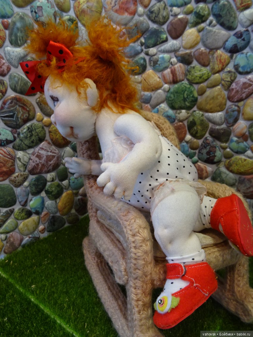 Притягательные и удивительно тёплые чулочные куклы Таты Папкиной