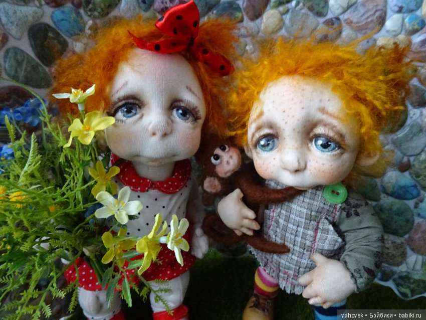 Притягательные и удивительно тёплые чулочные куклы Таты Папкиной