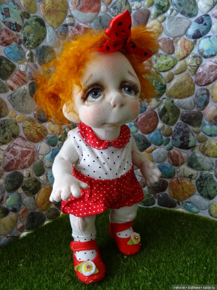 Притягательные и удивительно тёплые чулочные куклы Таты Папкиной