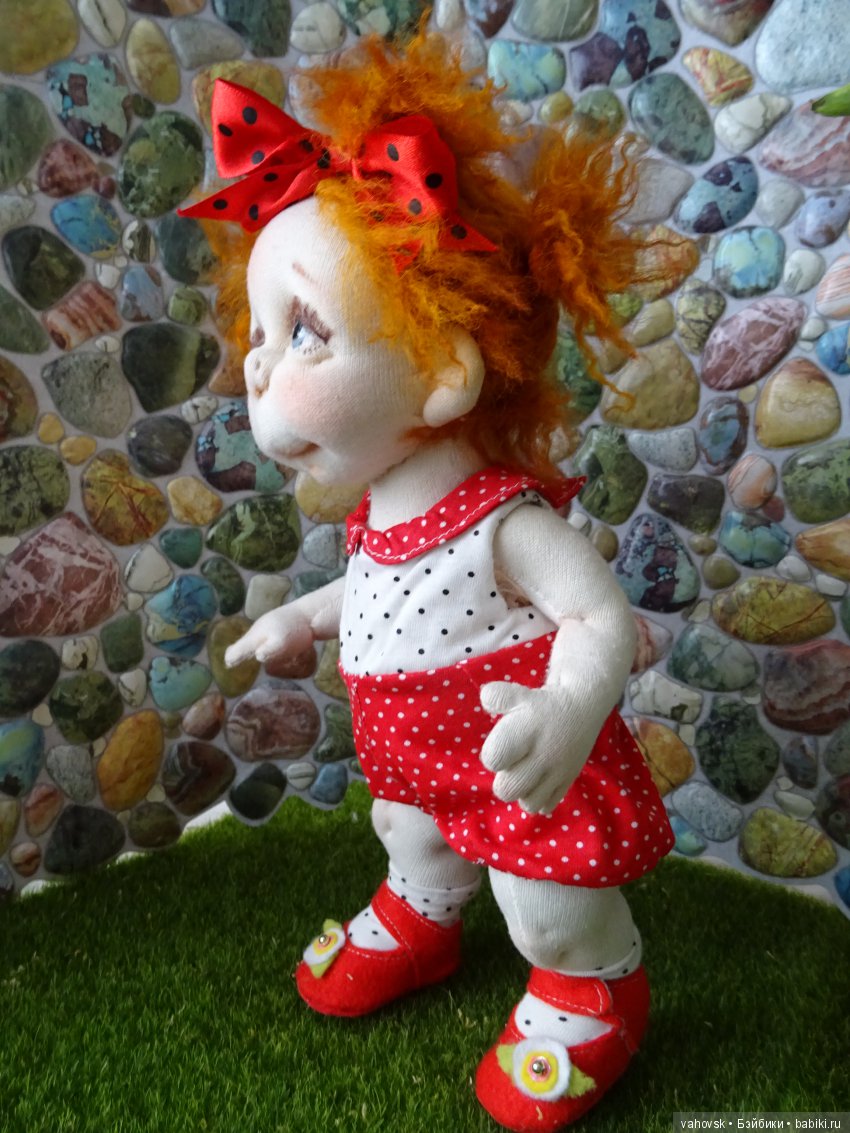 Притягательные и удивительно тёплые чулочные куклы Таты Папкиной