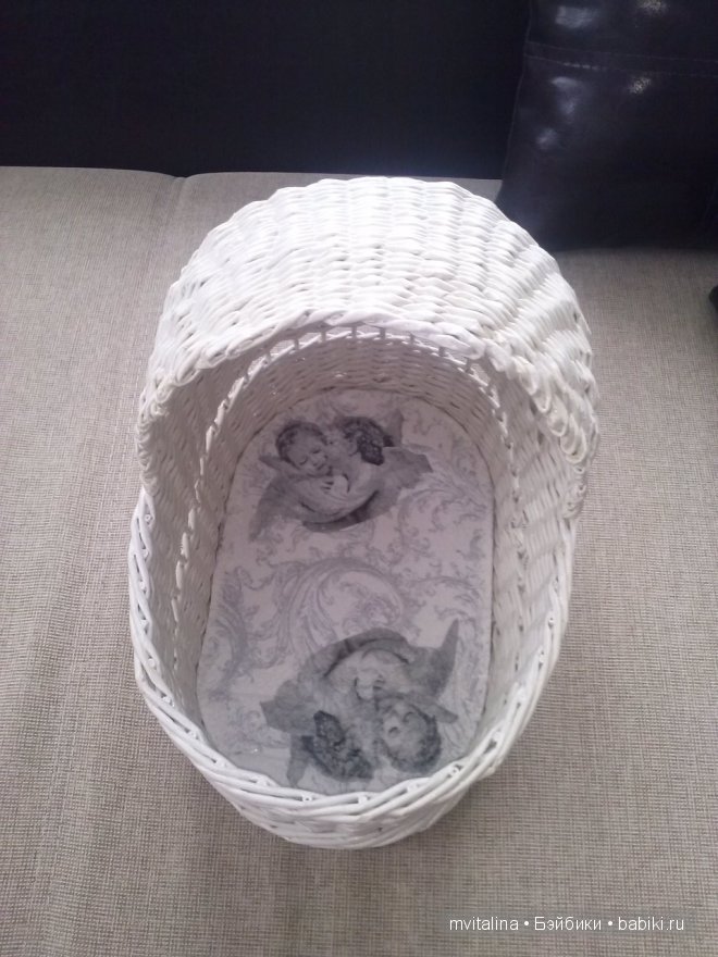 Кроватки-люльки для кукол