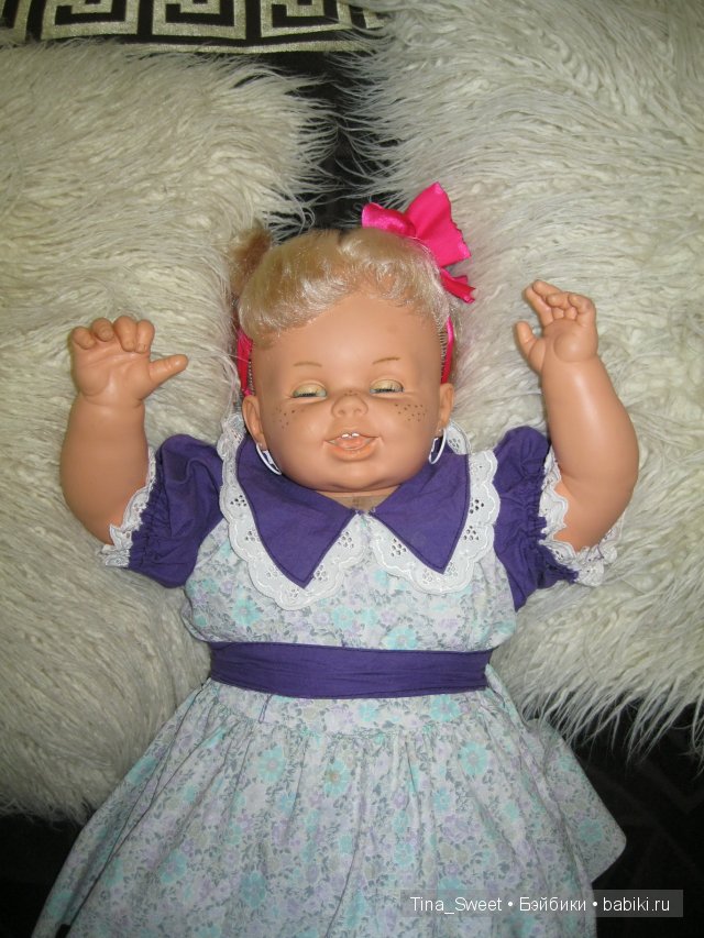 Вот так мы спим. Одежда родная.